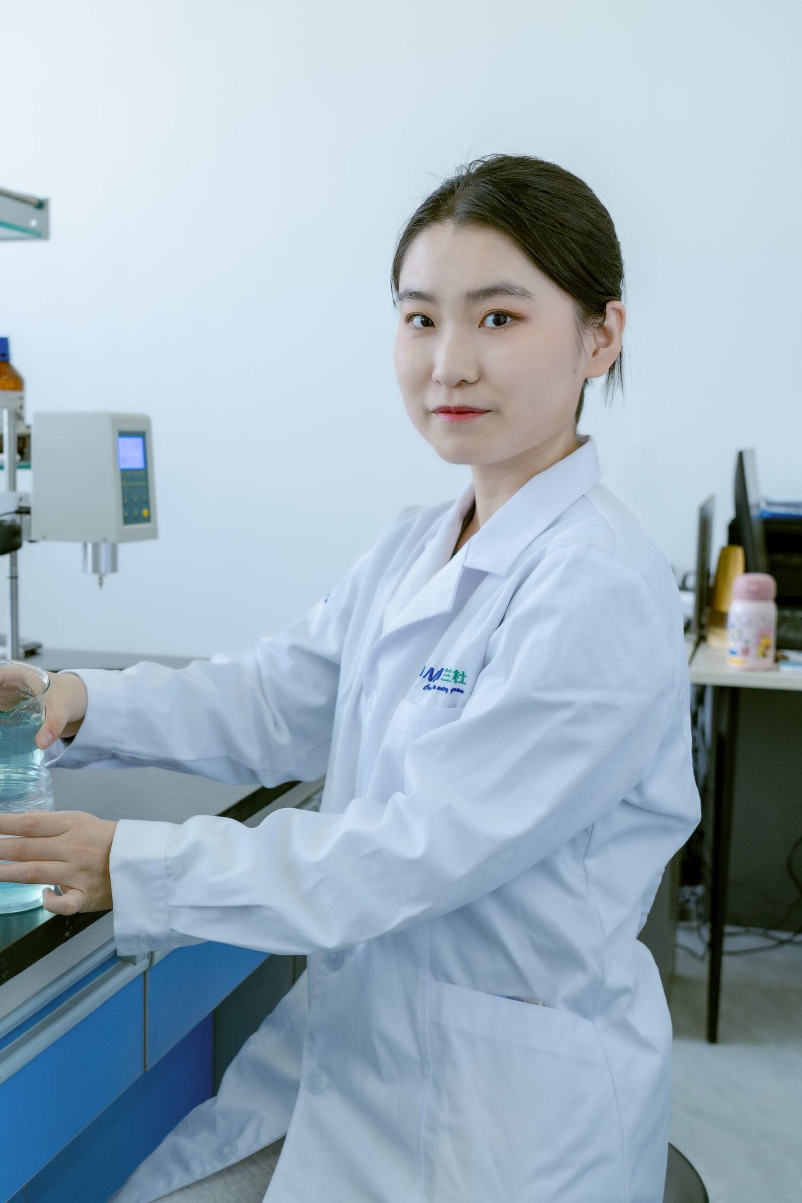 LANDU-Laboratory-technician-2