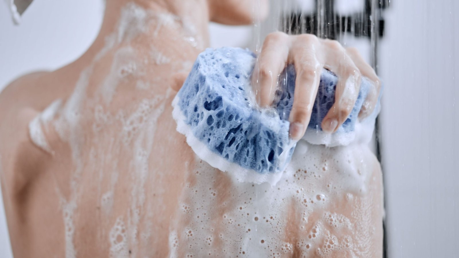 Body wash bottles — HEC cellulose ether for viscosity control and smooth texture